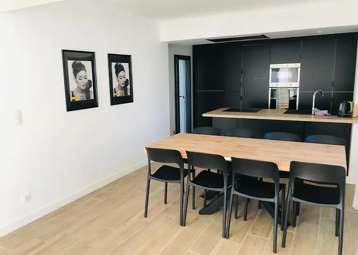 Feriehus Maison Face Acces Plage, 4 Chambres, 11 Personnes La Faute-sur-Mer